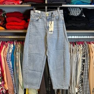 Oat blue high rise barrel leg jeans size 4 NWT